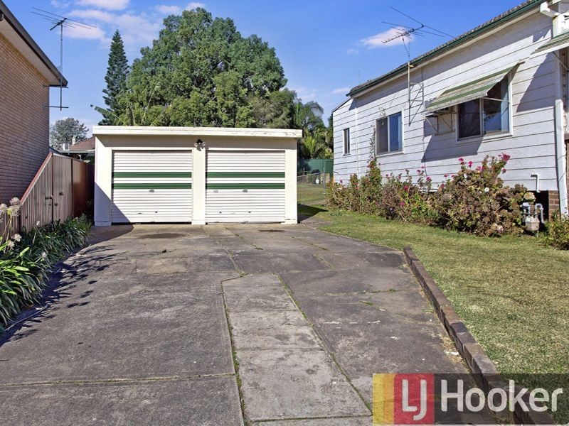 74 Station St, Guildford NSW 2161