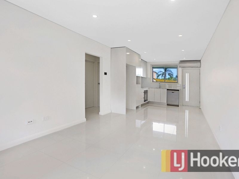 18c Victoria St, Revesby NSW 2212