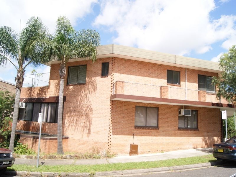 2/23a Rodd Street, Birrong NSW 2143