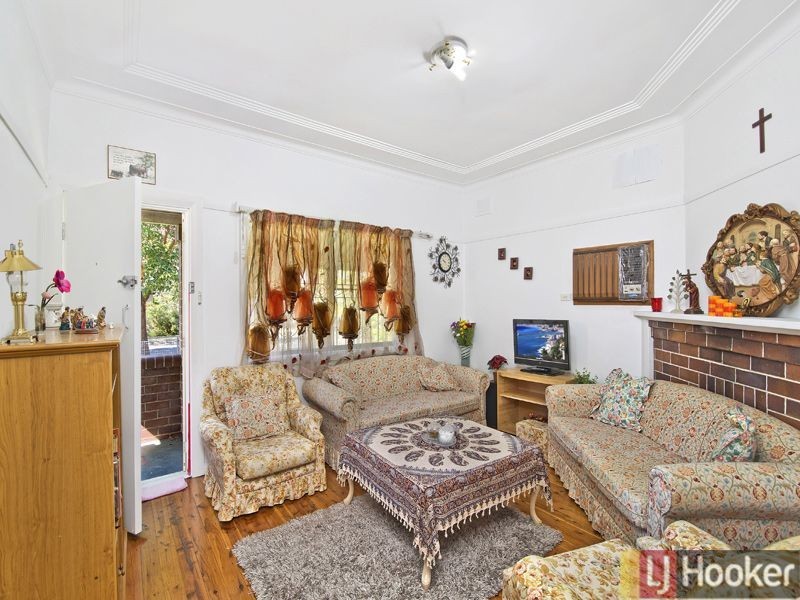 21 Beamish Road, Northmead NSW 2152