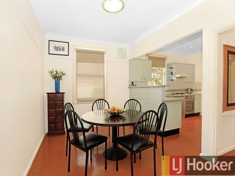 10 Phillip St, Oatlands NSW 2117