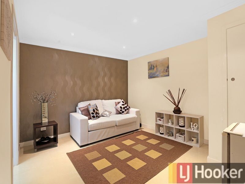 10 Phillip St, Oatlands NSW 2117