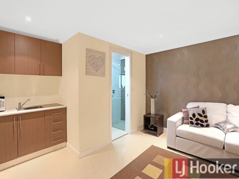 10 Phillip St, Oatlands NSW 2117