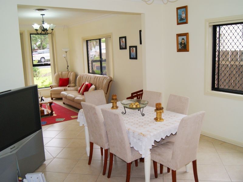 14 Cragg St, Condell Park NSW 2200