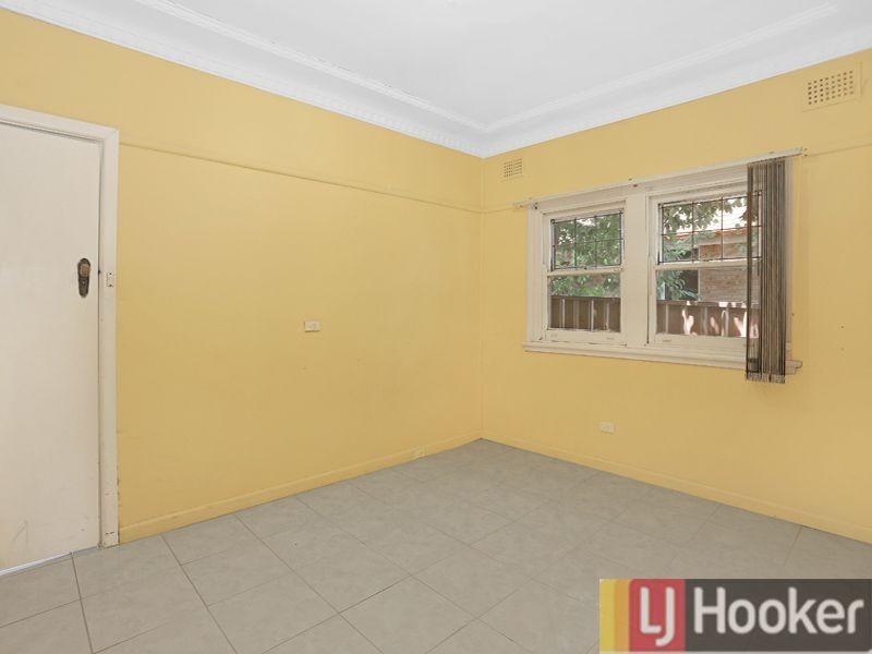 8 Antwerp Street, Auburn NSW 2144