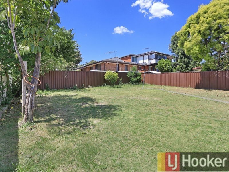 8 Antwerp Street, Auburn NSW 2144