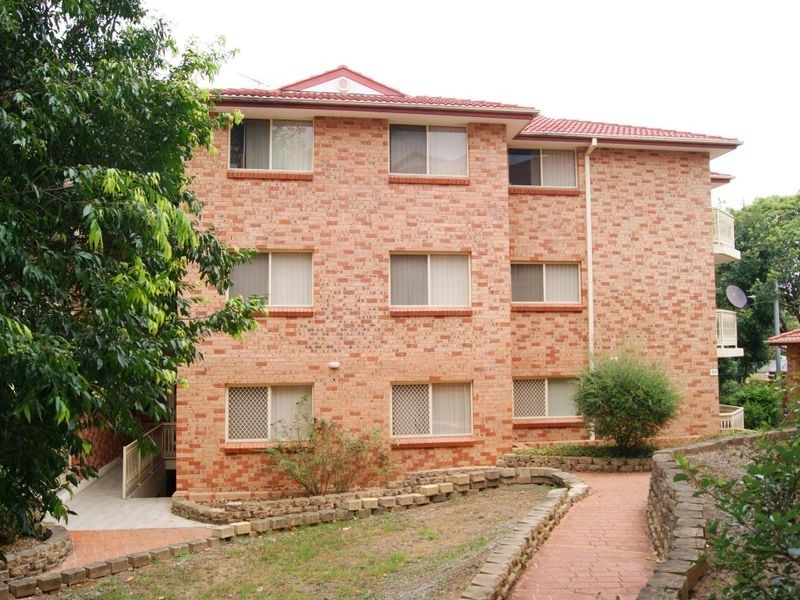 10/75-79 Cairds Ave, Bankstown NSW 2200