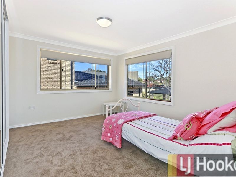 2/20 Albert Rd, Auburn NSW 2144