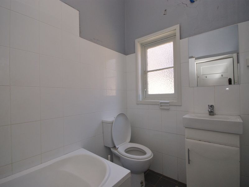 14 Normanby Rd, Auburn NSW 2144