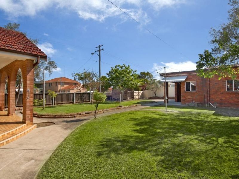 219 Auburn Rd, Auburn NSW 2144