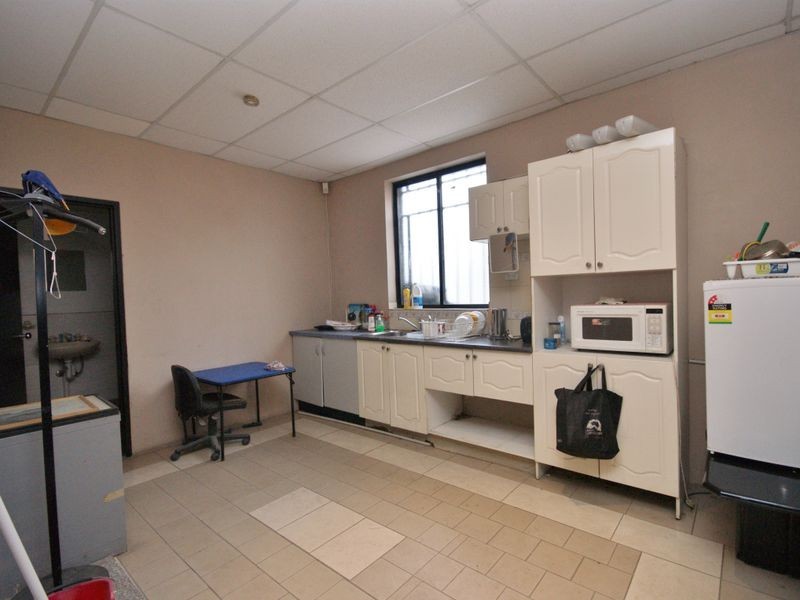 2-4 Beresford Rd, Greenacre NSW 2190