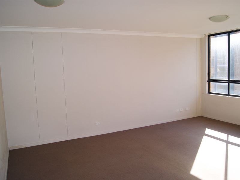 2205/57 Queen St, Auburn NSW 2144