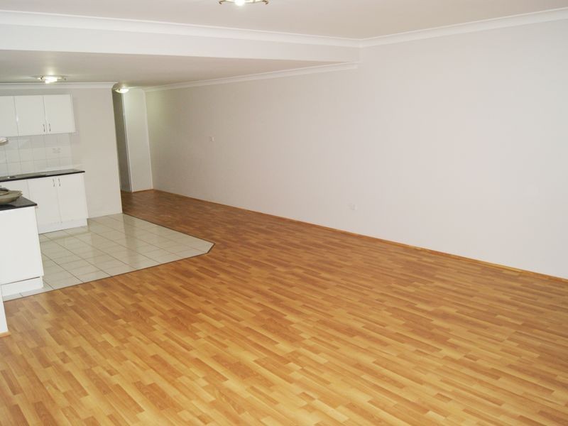 17/9-13 Griffiths St, Blacktown NSW 2148