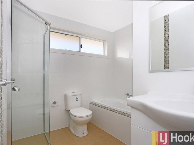3d Innes St, Campbelltown NSW 2560