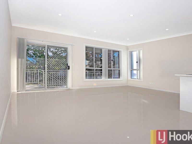 3d Innes St, Campbelltown NSW 2560