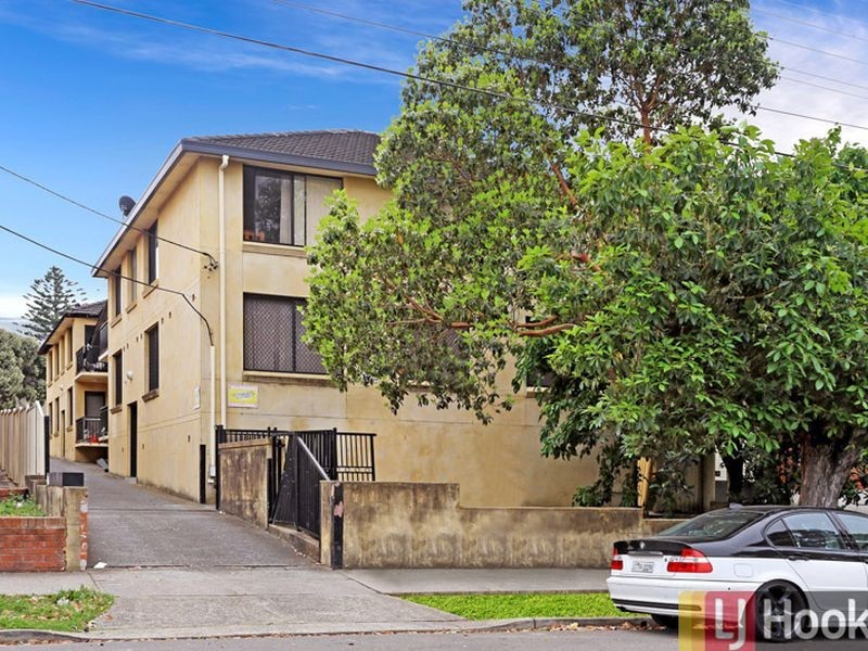 8/94 Station Rd, Auburn NSW 2144