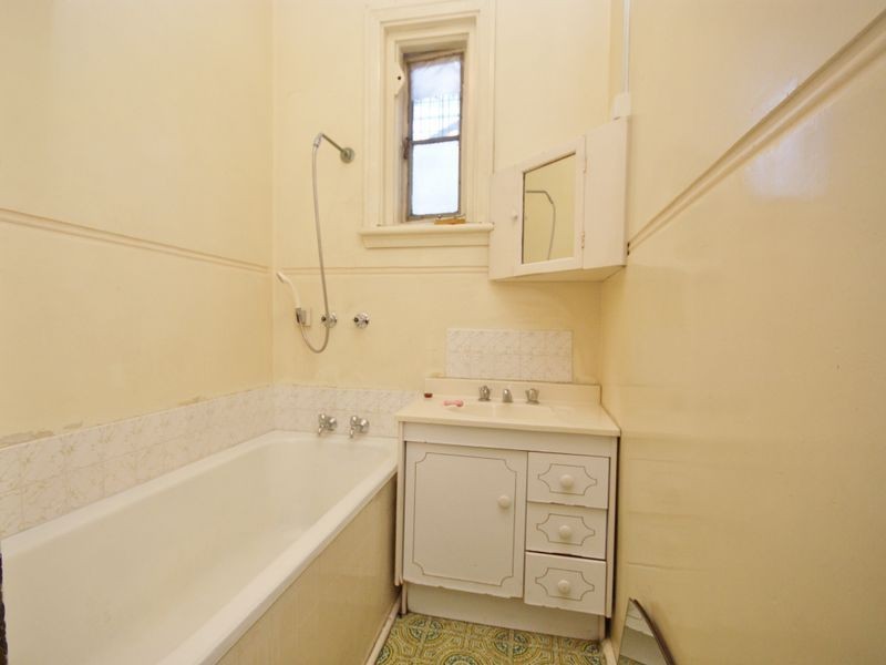 1 Mona St, Auburn NSW 2144