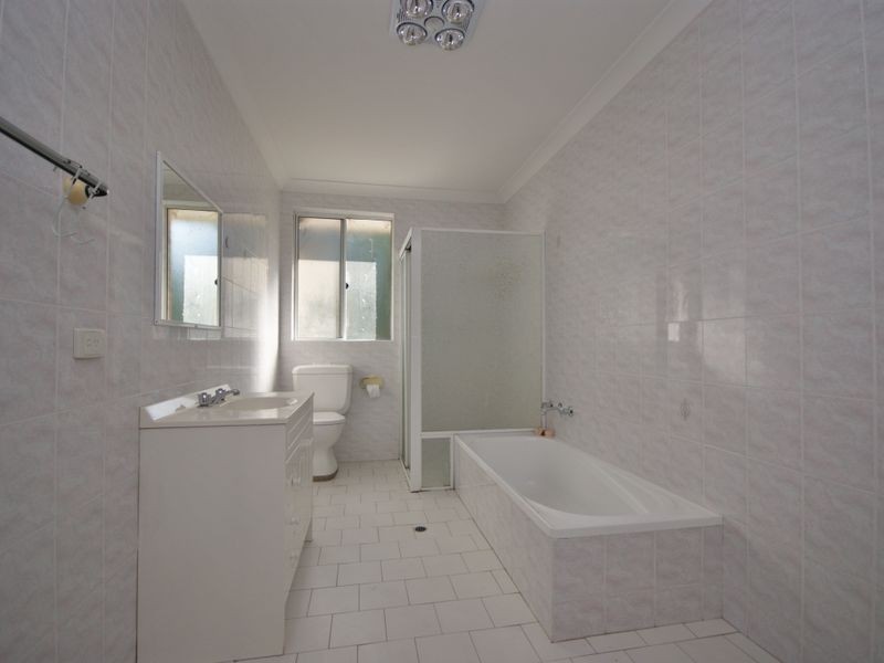 33C Taylor Street, Condell Park NSW 2200