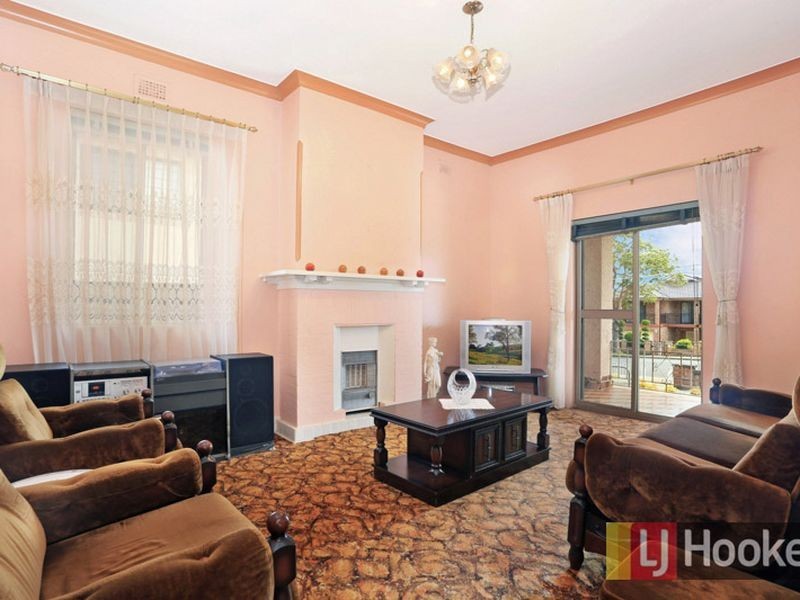 12 Mons St, Lidcombe NSW 2141