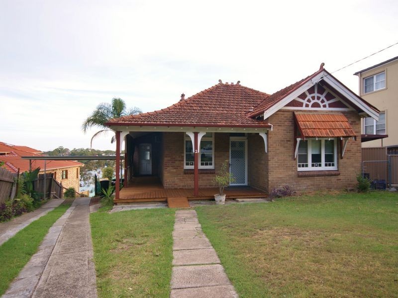 2 Algernon St, Oatley NSW 2223