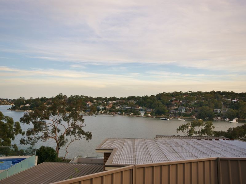 2 Algernon St, Oatley NSW 2223