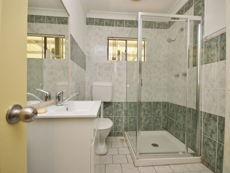 7 Albany St, Busby NSW 2168