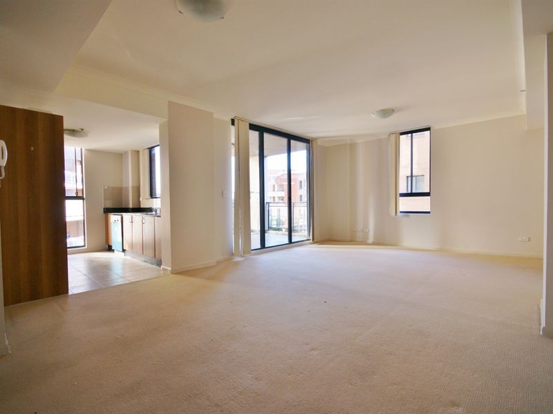 5039/57 Queen St, Auburn NSW 2144