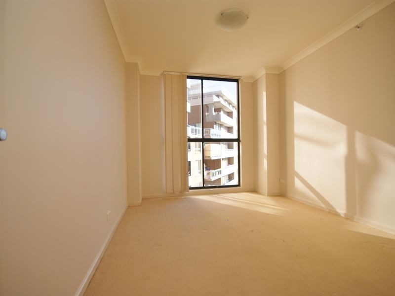 5039/57 Queen St, Auburn NSW 2144