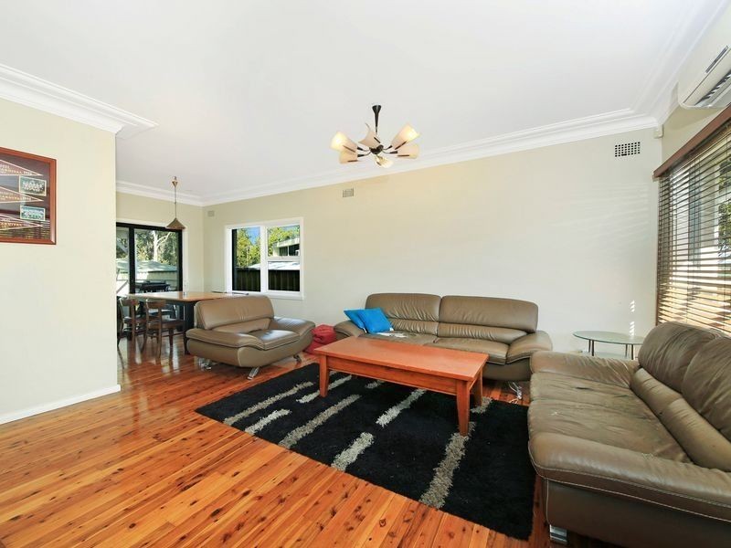 100 Betts Rd, Merrylands West NSW 2160