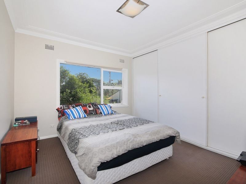 100 Betts Rd, Merrylands West NSW 2160