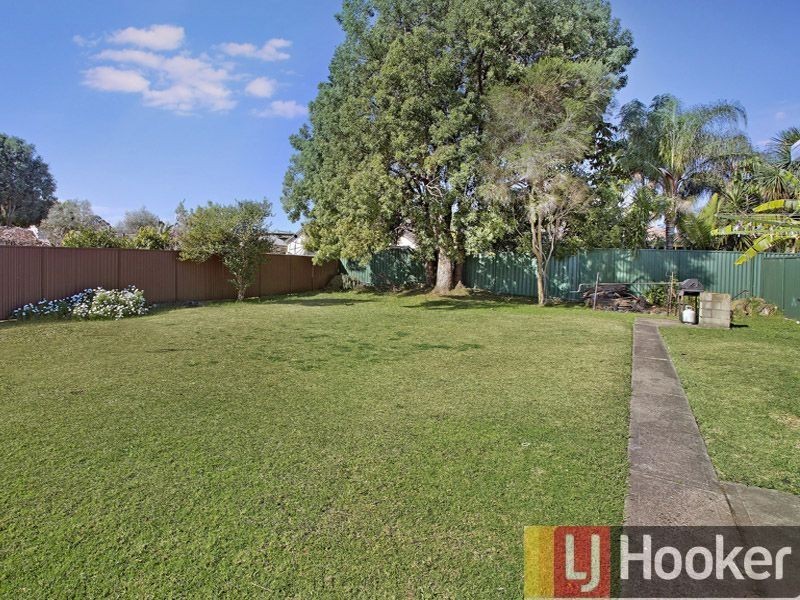 74 Station St, Guildford NSW 2161