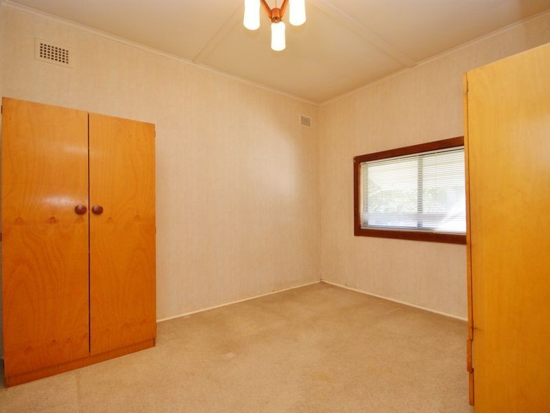 33 Second Ave, Berala NSW 2141