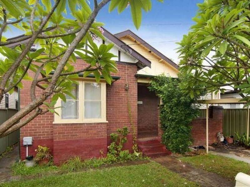 14 Chisholm Rd, Auburn NSW 2144