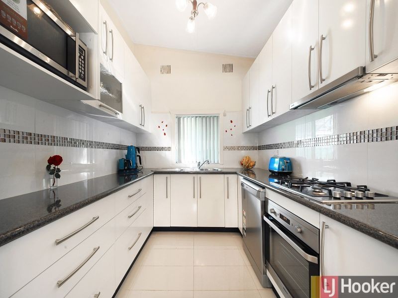 35 Yillowra St, Auburn NSW 2144