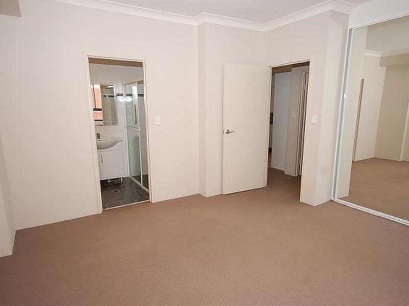 2205/62-72 Queen St, Auburn NSW 2144