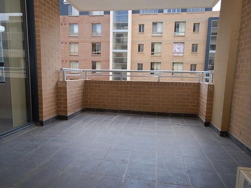 2205/62-72 Queen St, Auburn NSW 2144