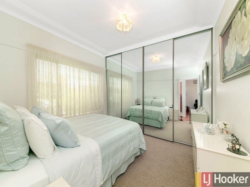 19 Hunt St, Guildford West NSW 2161