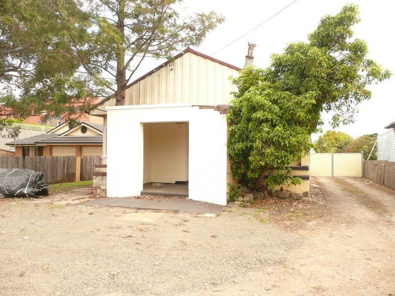 542 Woodville Rd, Guildford NSW 2161
