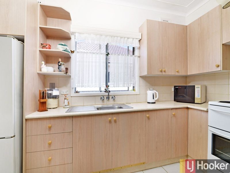 52 Australia St, Bass Hill NSW 2197