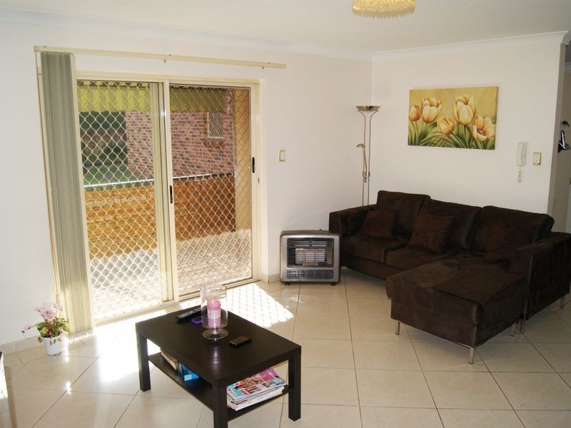 7/142 Meredith St, Bankstown NSW 2200