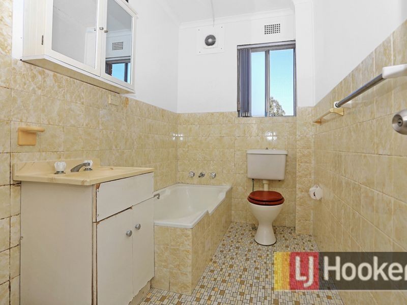 10/37 Calliope St, Guildford NSW 2161