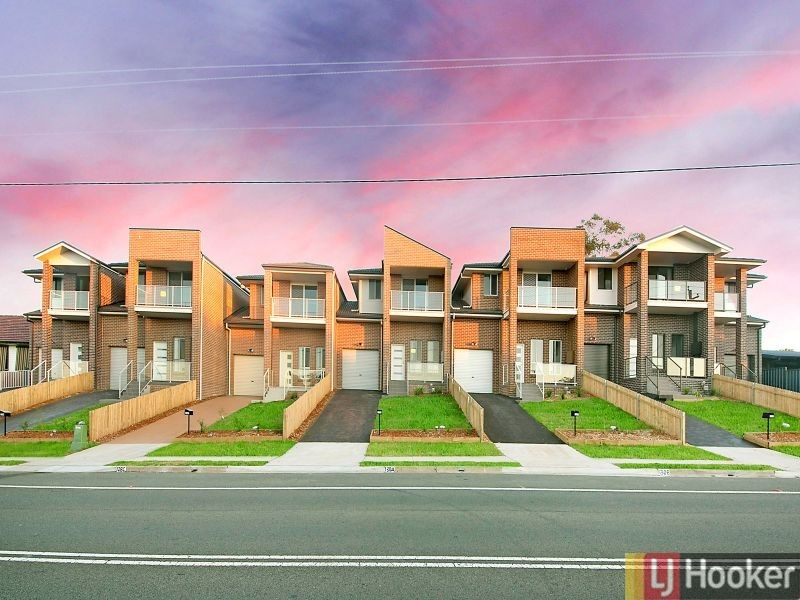 130 Lindesay St, Campbelltown NSW 2560
