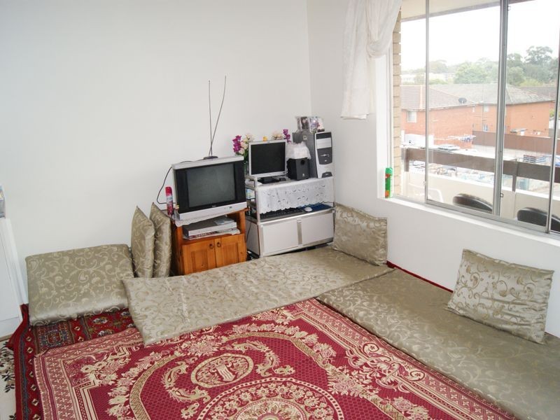 12/10 Dartbrook Rd, Auburn NSW 2144