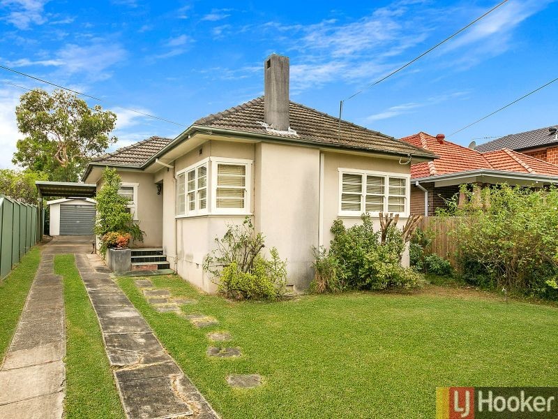 60 Leura Rd, Auburn NSW 2144