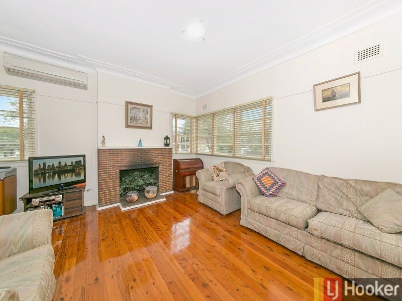 60 Leura Rd, Auburn NSW 2144