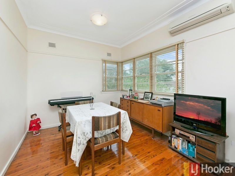 60 Leura Rd, Auburn NSW 2144