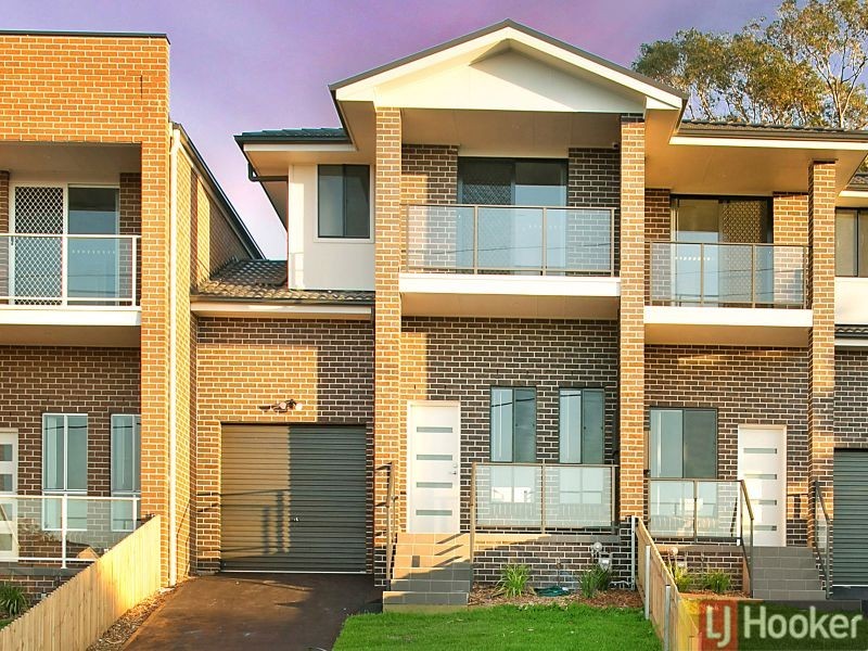 130C Lindesay St, Campbelltown NSW 2560