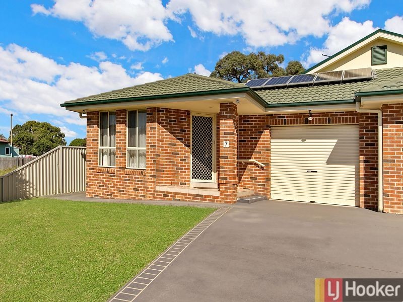 7 Neutral Ave, Birrong NSW 2143