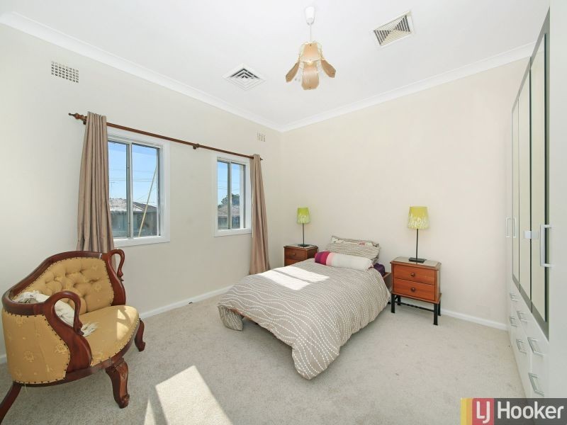 32 Kerrs Road, Lidcombe NSW 2141