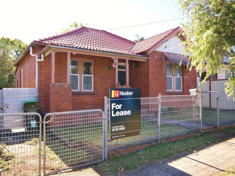 9 Chestnut Road, Auburn NSW 2144